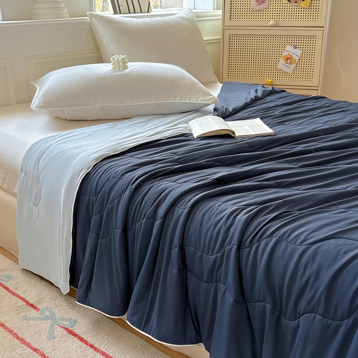 91家纺网 家纺一手货源 找家纺 （总）百寐 2025新款A类160克88%锦纶+12%氨纶锦氨夏被纯色夏凉被空调被