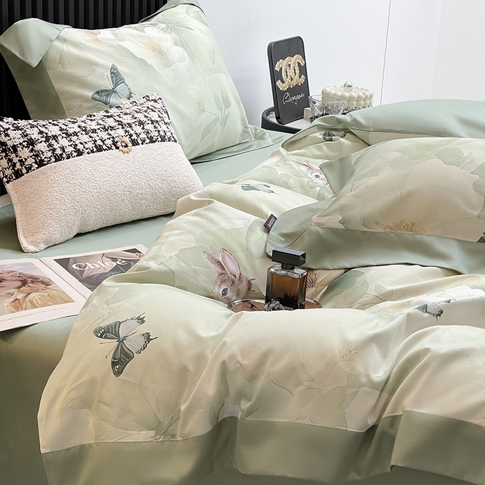 91家纺网 家纺一手货源 找家纺  2025新品A类100支天丝棉夹棉床盖床笠四件套床单加厚高端数码印花 蝶织梦-紫