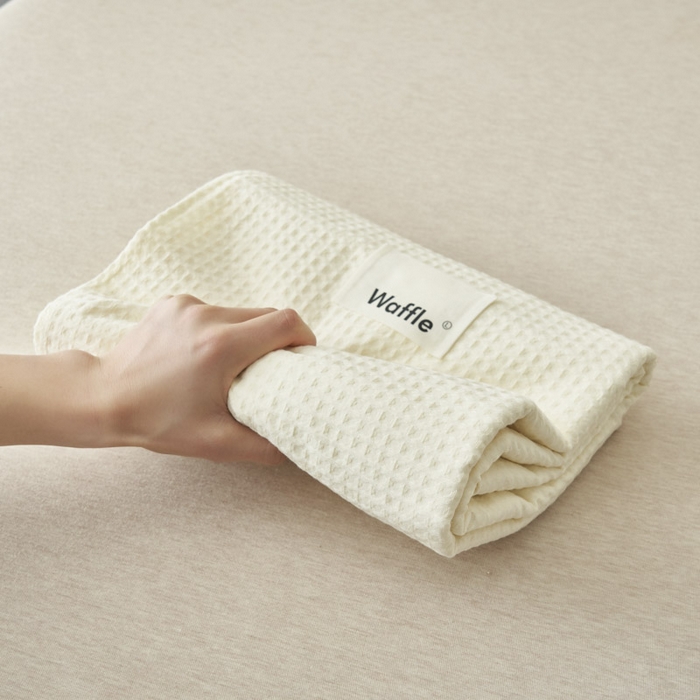 91家纺网 家纺一手货源 找家纺 寐绸家纺 2025新款纯棉华夫格床单拍图二 华夫格床单-奶白