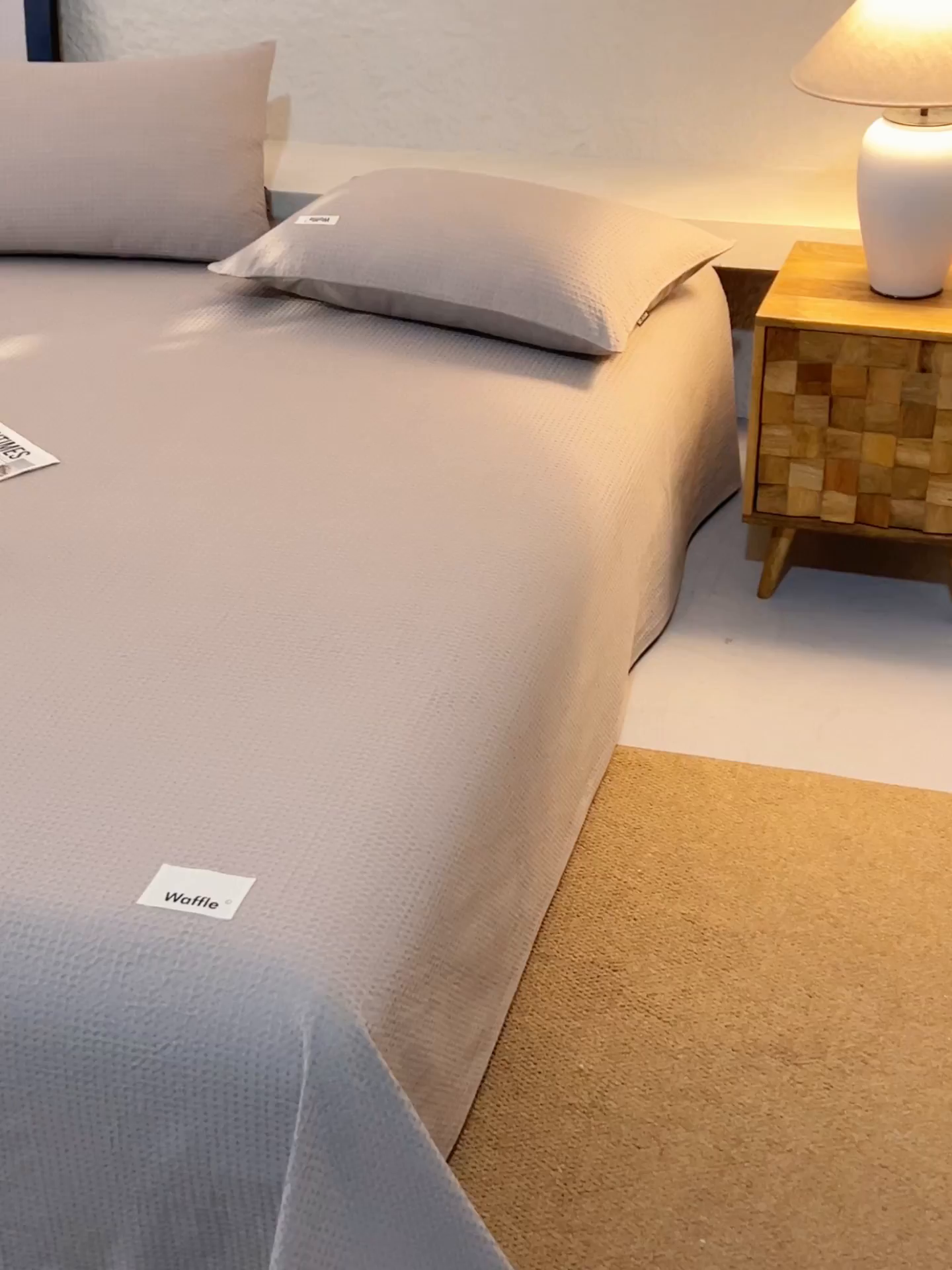 91家纺网 家纺一手货源 找家纺 寐绸家纺 2025新款纯棉华夫格床单拍图二 华夫格床单-浅灰