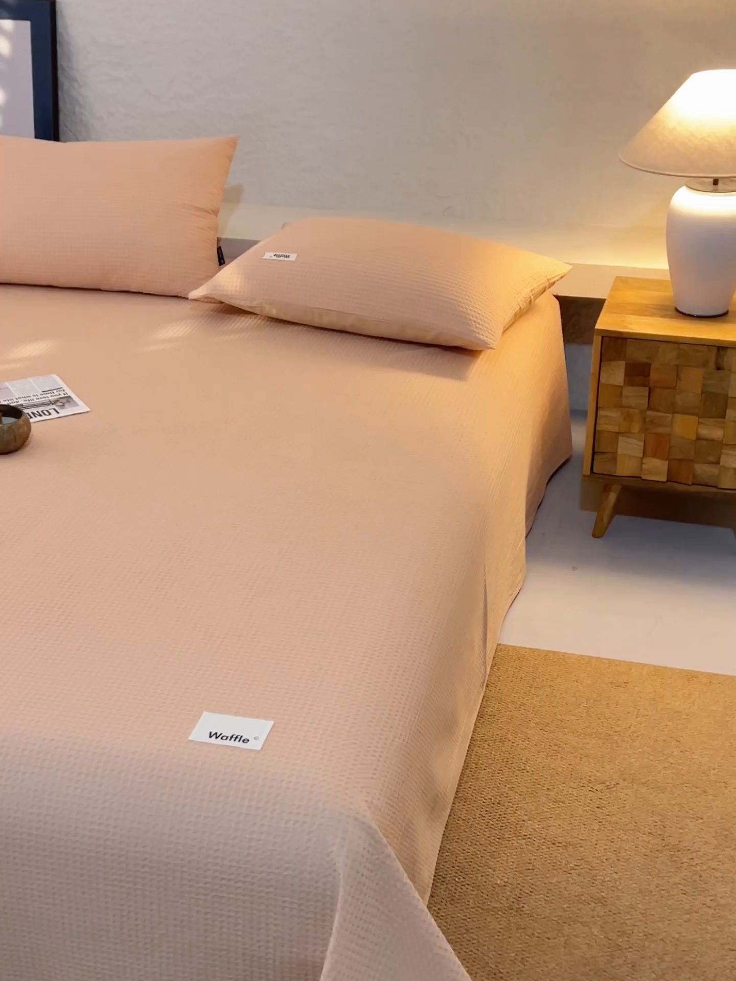 91家纺网 家纺一手货源 找家纺 寐绸家纺 2025新款纯棉华夫格床单拍图二 华夫格床单-杏色