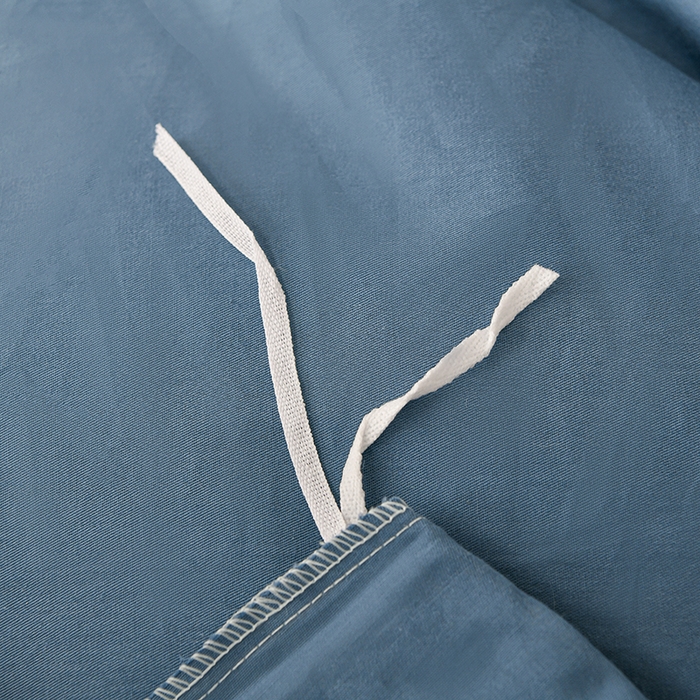 91家纺网 家纺一手货源 找家纺 宇彬家纺 2025直播热新款13374全棉母婴级压线纯色刺绣四件套全棉贡缎新疆长绒字母款轻奢 山茶-宾利蓝