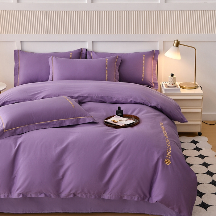 91家纺网 家纺一手货源 找家纺 宇彬家纺 2025直播热新款13374全棉母婴级压线纯色刺绣四件套全棉贡缎新疆长绒字母款轻奢 山茶-典雅紫