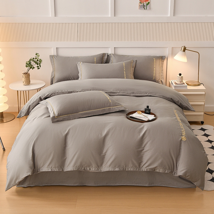 宇彬家纺 2025直播热新款13374全棉母婴级压线纯色刺绣四件套全棉贡缎新疆长绒字母款轻奢 山茶-绅士灰