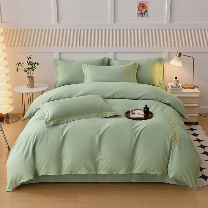 宇彬家纺 2025直播热新款13374全棉母婴级压线纯色刺绣四件套全棉贡缎新疆长绒字母款轻奢 山茶-炫彩绿