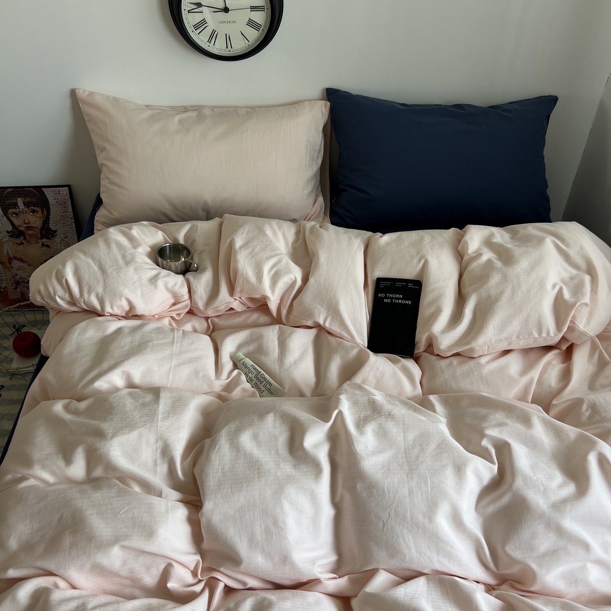 91家纺网 家纺一手货源 找家纺 蜜宿 2025新款全棉纯棉人字纹四件套-白桃卷卷 白桃卷卷（纯色混搭）