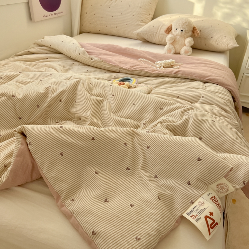 91家纺网 家纺一手货源 找家纺 韩巢家纺 2025新款A类云感双层纱夏被夏凉被空调被薄被子空调被 爱你