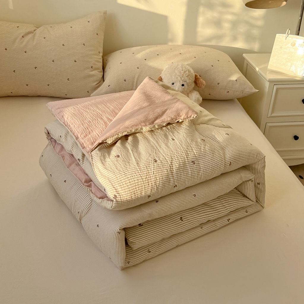 91家纺网 家纺一手货源 找家纺 韩巢家纺 2025新款A类云感双层纱夏被夏凉被空调被薄被子空调被 爱你