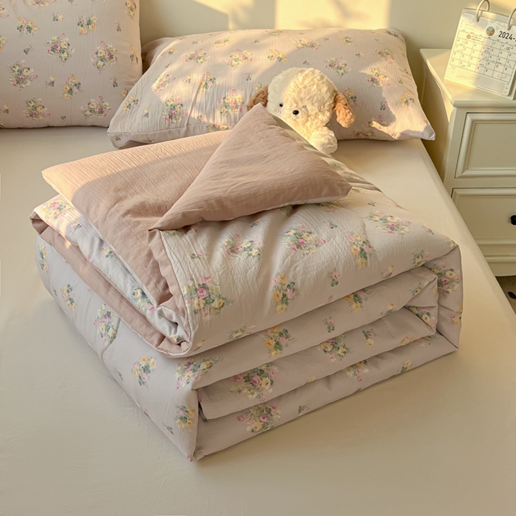 91家纺网 家纺一手货源 找家纺 韩巢家纺 2025新款A类云感双层纱夏被夏凉被空调被薄被子空调被 初暖