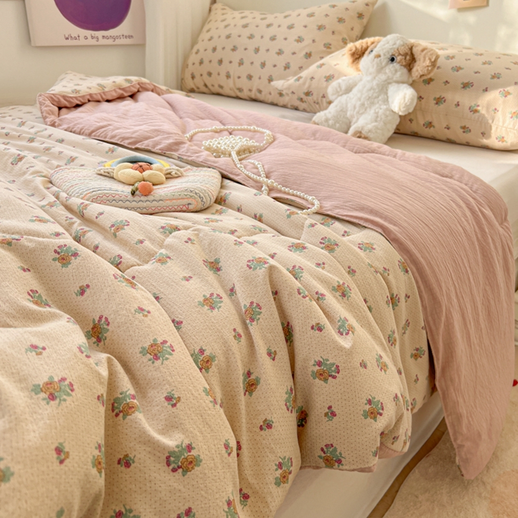 91家纺网 家纺一手货源 找家纺 韩巢家纺 2025新款A类云感双层纱夏被夏凉被空调被薄被子空调被 春芽