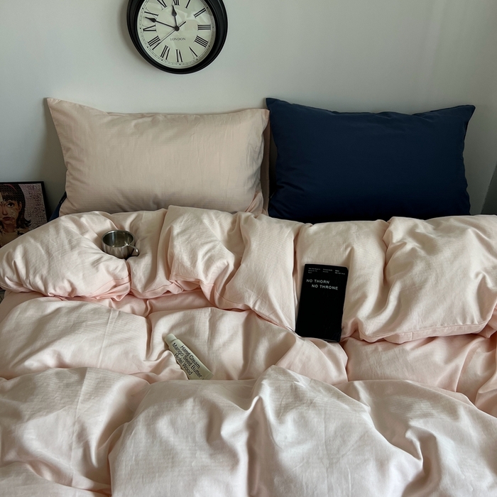 91家纺网 家纺一手货源 找家纺 （总）蜜宿 2025新款全棉纯棉人字纹四件套-白桃卷卷