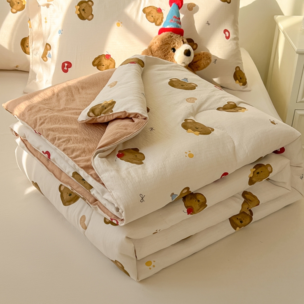 91家纺网 家纺一手货源 找家纺 韩巢家纺 2025新款A类云感双层纱夏被夏凉被空调被薄被子空调被 快乐小熊