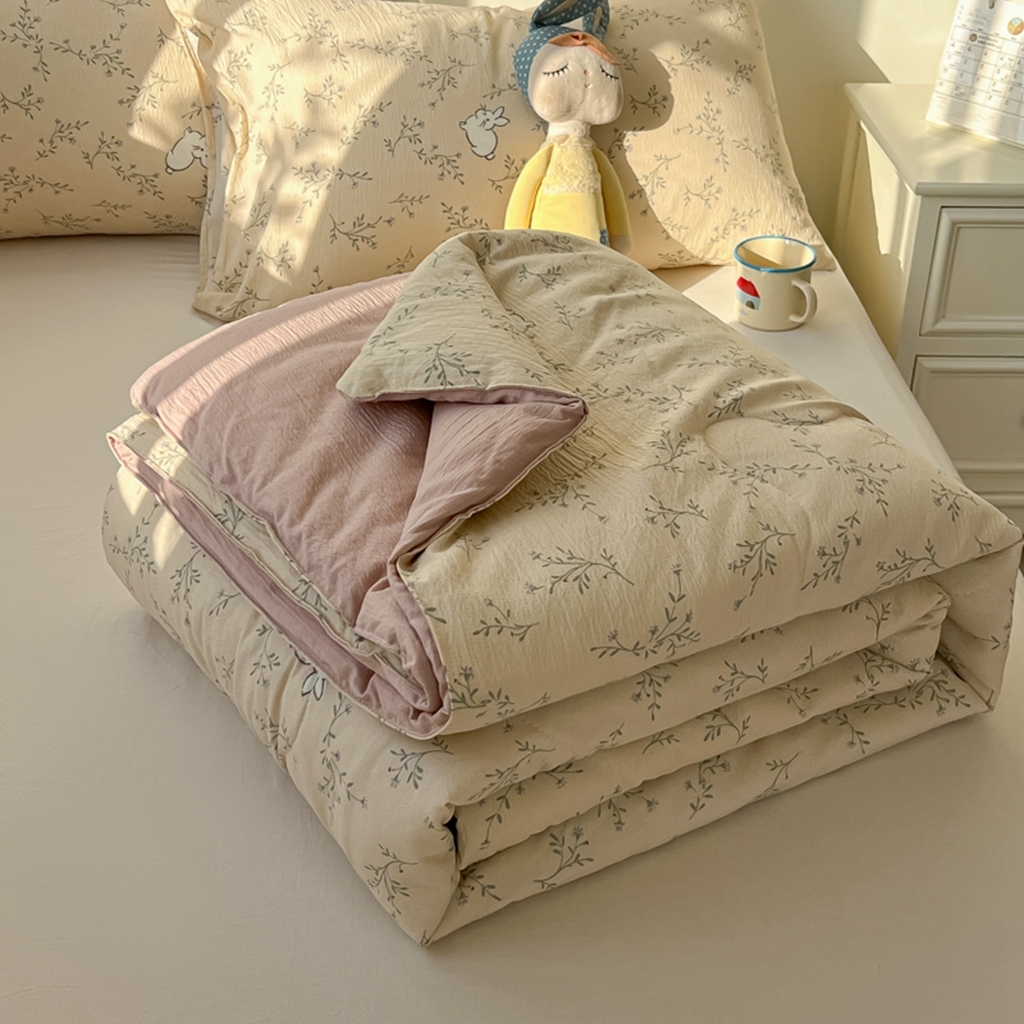 91家纺网 家纺一手货源 找家纺 韩巢家纺 2025新款A类云感双层纱夏被夏凉被空调被薄被子空调被 兔兔密语