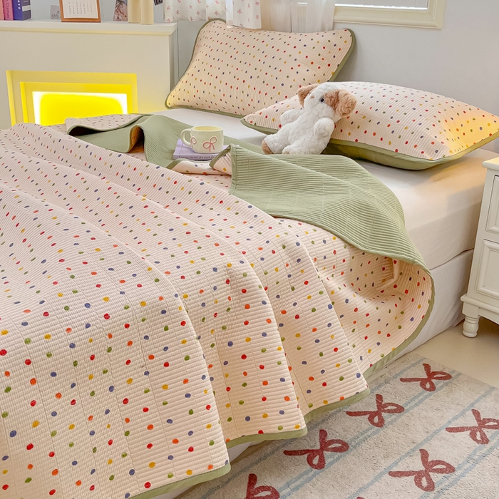 91家纺网 家纺一手货源 找家纺 慕晨 2025新款酵素砂洗双面全棉纯棉棉花单床盖 床盖单件-场景一 童话波点