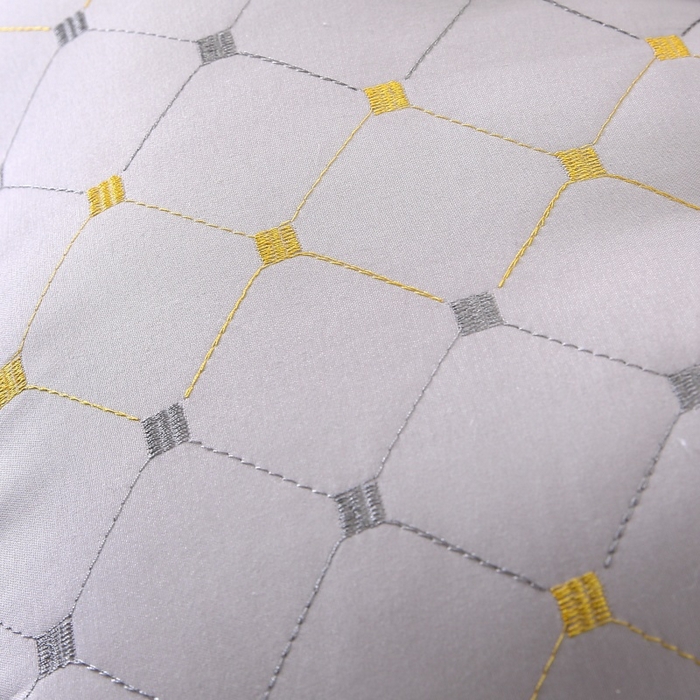 91家纺网 家纺一手货源 找家纺 珍贝家纺 2025新款针织水立方舒适SPA枕枕头枕芯 满天星-灰色 48*74cm/只-低枕