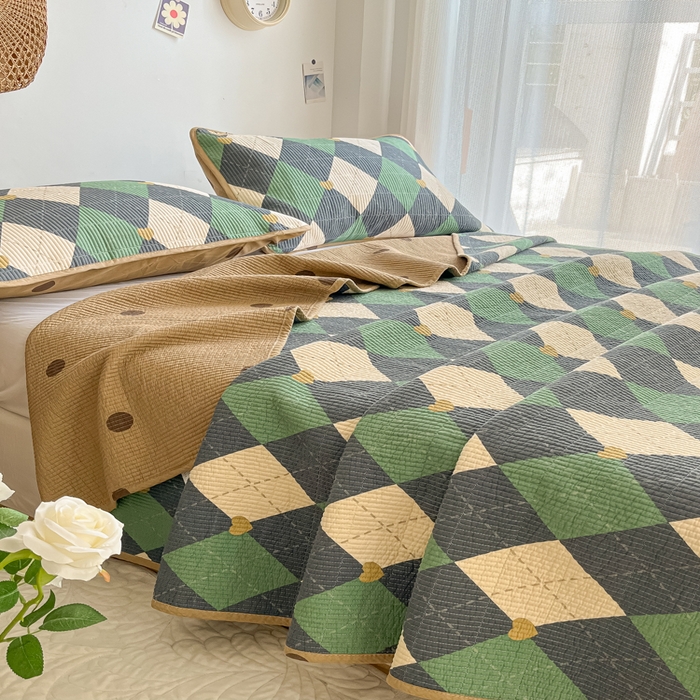 91家纺网 家纺一手货源 找家纺 慕晨 2025新款酵素砂洗双面全棉纯棉棉花单床盖 床盖单件-场景一 绅士风度