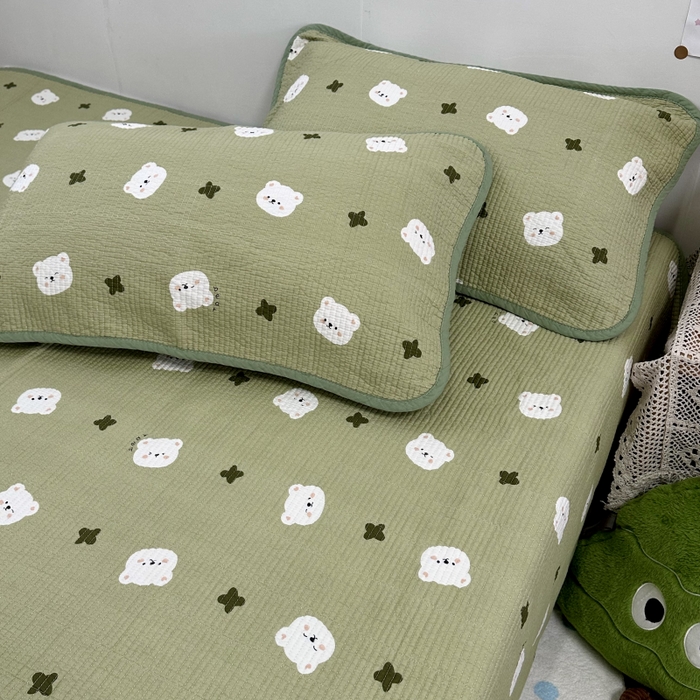 91家纺网 家纺一手货源 找家纺 慕晨 2025新款酵素砂洗双面全棉纯棉棉花单床盖 床盖单件-场景二 抹茶熊