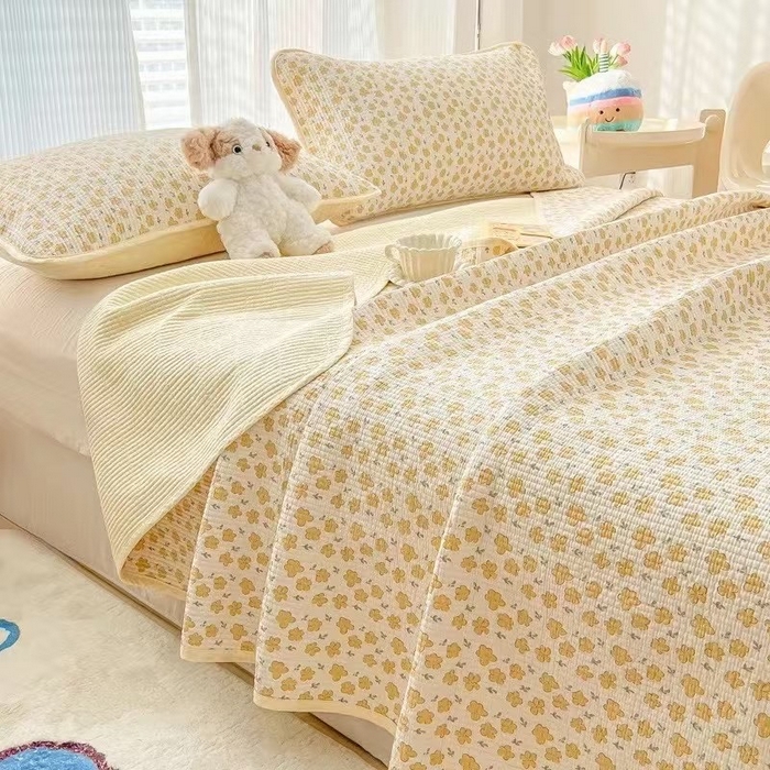 91家纺网 家纺一手货源 找家纺 慕晨 2025新款酵素砂洗双面全棉纯棉棉花单床盖 床盖单件-场景一 小黄花