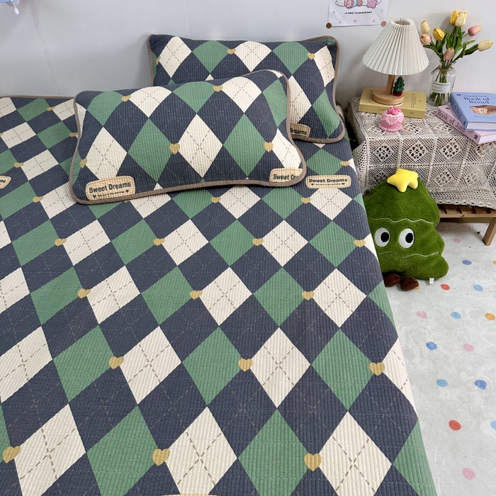 91家纺网 家纺一手货源 找家纺 慕晨 2025新款酵素砂洗双面全棉纯棉棉花单床盖 床盖单件-场景二 绅士风度