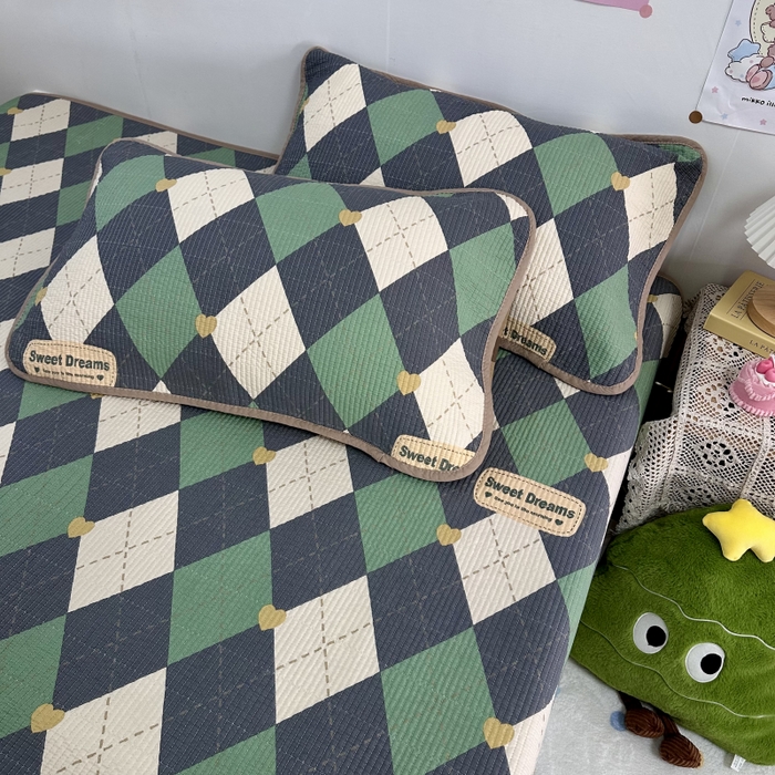 91家纺网 家纺一手货源 找家纺 慕晨 2025新款酵素砂洗双面全棉纯棉棉花单床盖 床盖单件-场景二 绅士风度