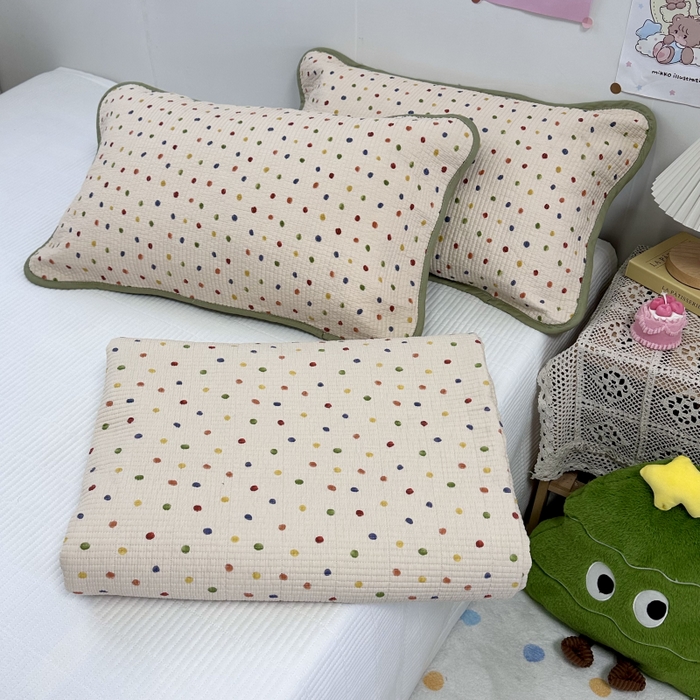 91家纺网 家纺一手货源 找家纺 慕晨 2025新款酵素砂洗双面全棉纯棉棉花单床盖 床盖单件-场景二 童话波点