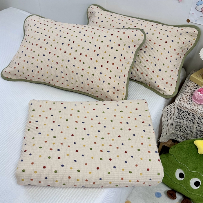 91家纺网 家纺一手货源 找家纺 慕晨 2025新款酵素砂洗双面全棉纯棉棉花单床盖 床盖单件-场景二 童话波点