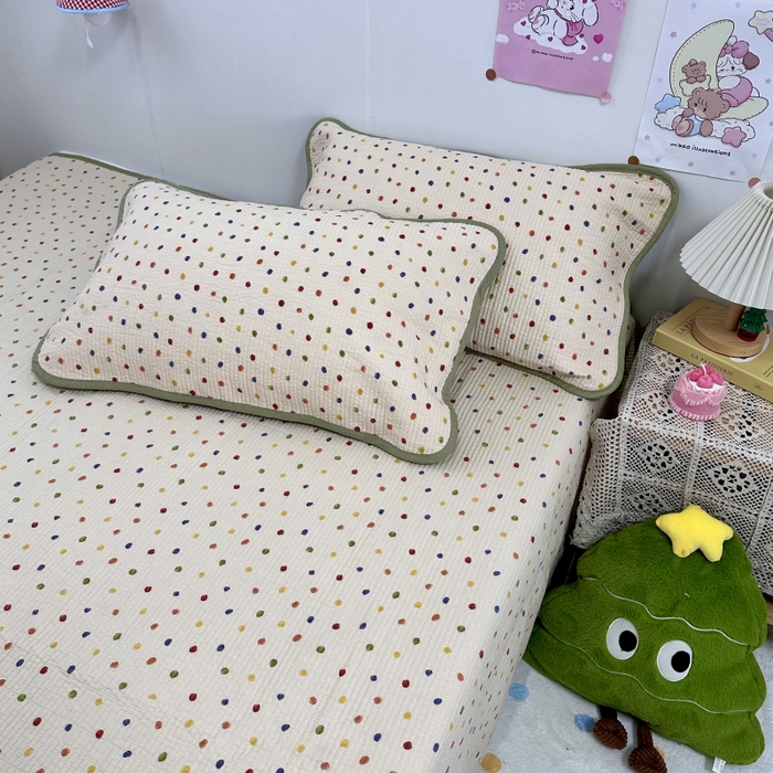 91家纺网 家纺一手货源 找家纺 慕晨 2025新款酵素砂洗双面全棉纯棉棉花单床盖 床盖单件-场景二 童话波点