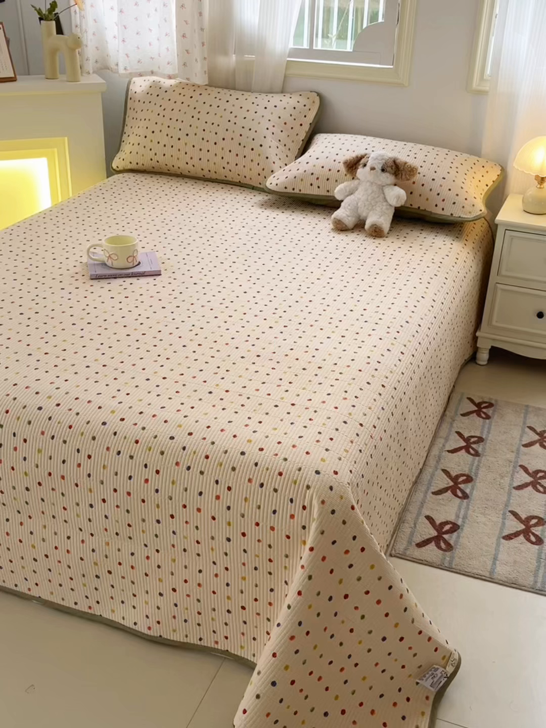 91家纺网 家纺一手货源 找家纺 慕晨 2025新款酵素砂洗双面全棉纯棉棉花单床盖 床盖单件-场景二 童话波点