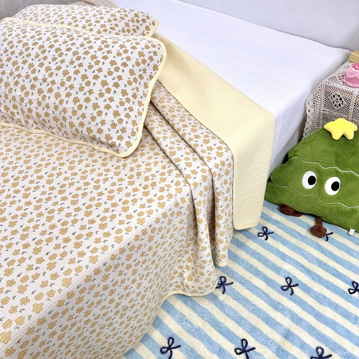 91家纺网 家纺一手货源 找家纺 慕晨 2025新款酵素砂洗双面全棉纯棉棉花单床盖 床盖单件-场景二 小黄花