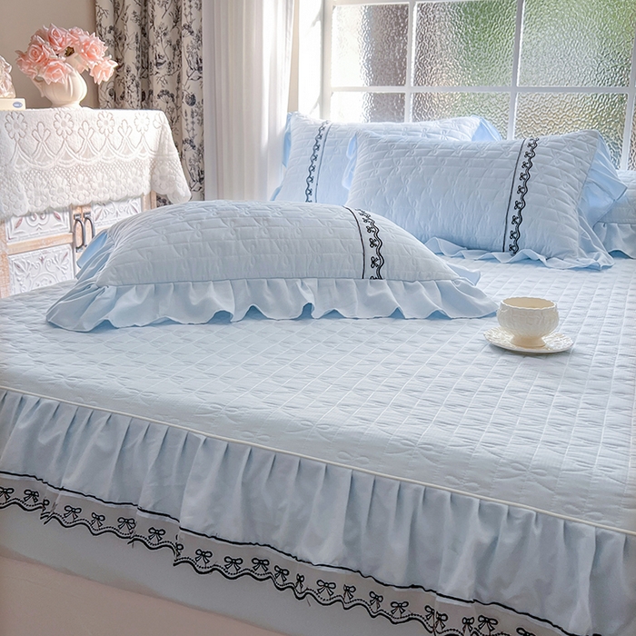 91家纺网 家纺一手货源 找家纺 麒豆豆 2025新款喜芙棉蕾丝夹棉蜜芙蕾床笠 冰清蓝