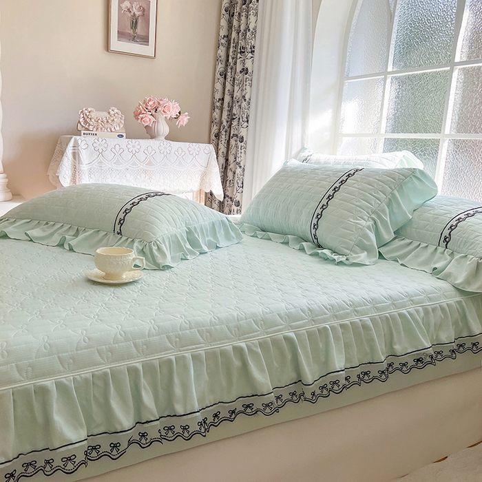 91家纺网 家纺一手货源 找家纺 麒豆豆 2025新款喜芙棉蕾丝夹棉蜜芙蕾床笠 豆蔻绿