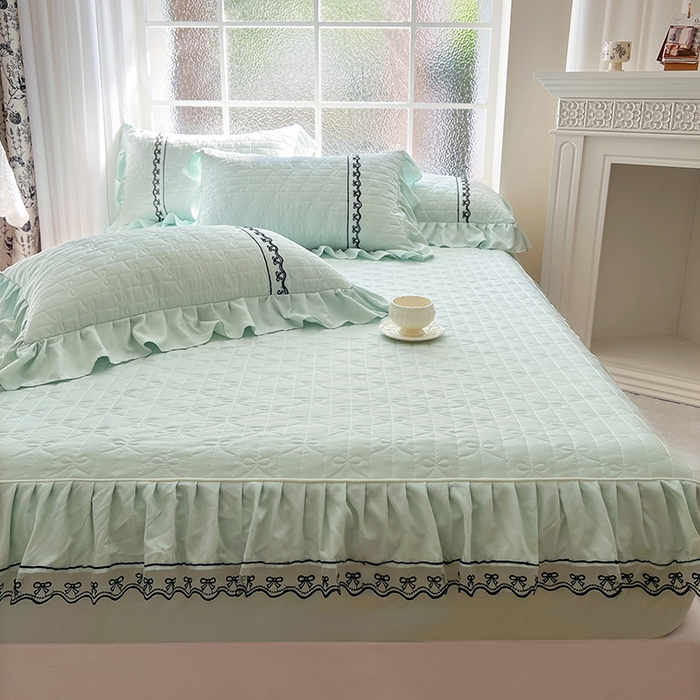 91家纺网 家纺一手货源 找家纺 麒豆豆 2025新款喜芙棉蕾丝夹棉蜜芙蕾床笠 豆蔻绿