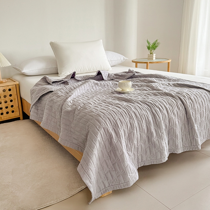 91家纺网 家纺一手货源 找家纺 梓依家纺 2025新款亲肤舒适云沙棉夏被 云沙棉-灰