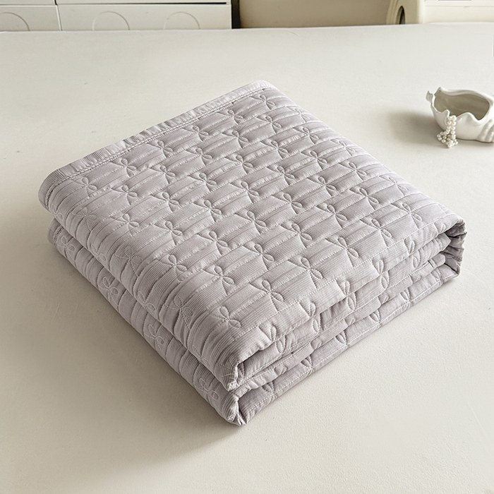 91家纺网 家纺一手货源 找家纺 梓依家纺 2025新款亲肤舒适云沙棉夏被 云沙棉-灰