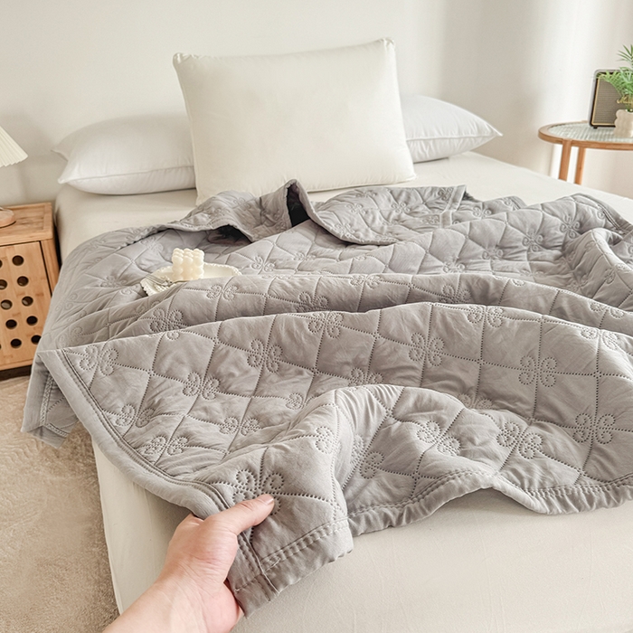 91家纺网 家纺一手货源 找家纺 梓依家纺 2025新款亲肤舒适水洗棉夏被 水洗棉-灰