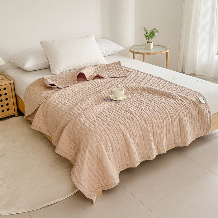 91家纺网 家纺一手货源 找家纺 梓依家纺 2025新款亲肤舒适云沙棉夏被 云沙棉-卡其