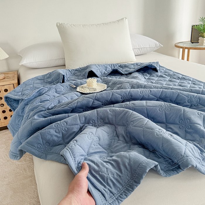 91家纺网 家纺一手货源 找家纺 梓依家纺 2025新款亲肤舒适水洗棉夏被 水洗棉-深蓝