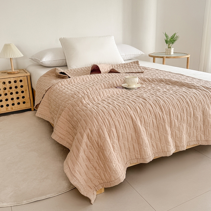 91家纺网 家纺一手货源 找家纺 梓依家纺 2025新款亲肤舒适云沙棉夏被 云沙棉-卡其