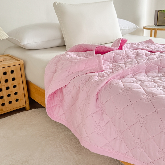 91家纺网 家纺一手货源 找家纺 梓依家纺 2025新款亲肤舒适水洗棉夏被 水洗棉-粉