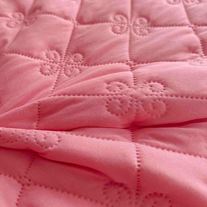 91家纺网 家纺一手货源 找家纺 梓依家纺 2025新款亲肤舒适水洗棉夏被 水洗棉-红