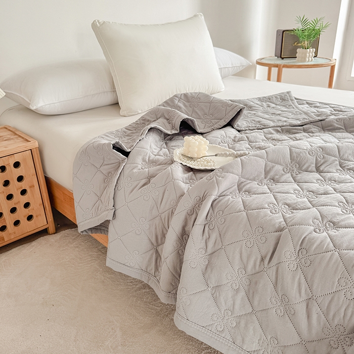 91家纺网 家纺一手货源 找家纺 梓依家纺 2025新款亲肤舒适水洗棉夏被 水洗棉-灰