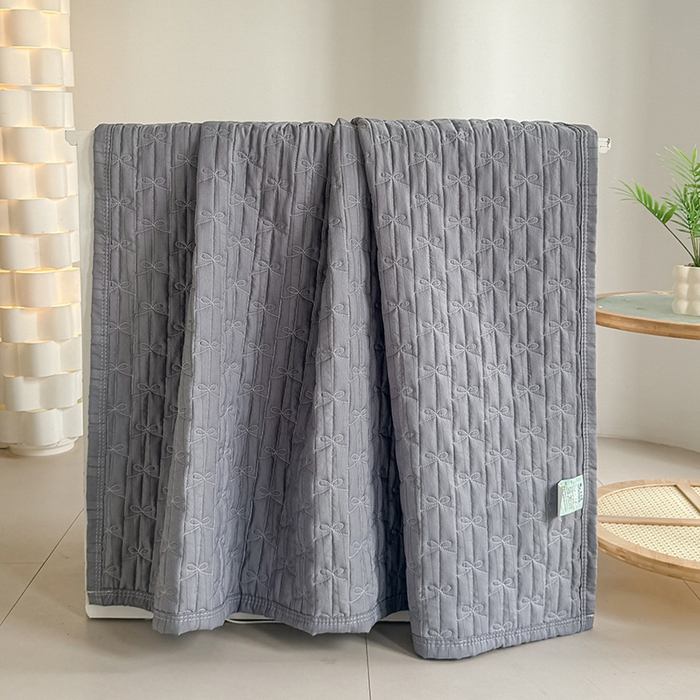 91家纺网 家纺一手货源 找家纺 梓依家纺 2025新款亲肤舒适云沙棉夏被 云沙棉-深灰