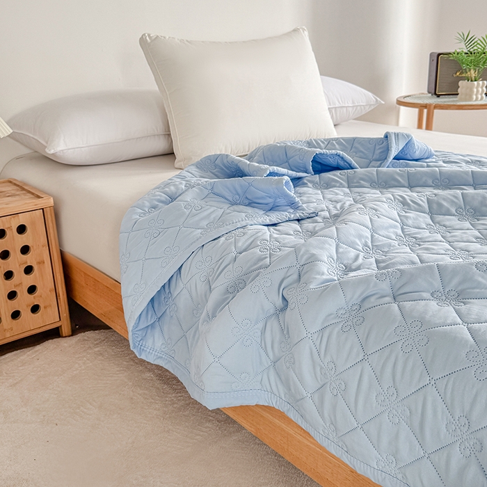 91家纺网 家纺一手货源 找家纺 梓依家纺 2025新款亲肤舒适水洗棉夏被 水洗棉-蓝