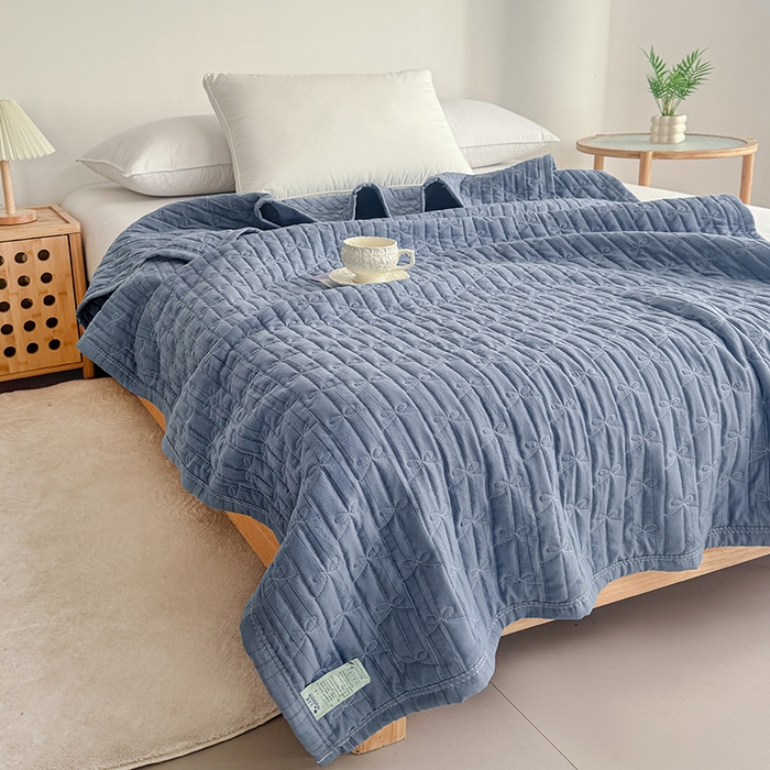 91家纺网 家纺一手货源 找家纺 梓依家纺 2025新款亲肤舒适云沙棉夏被 云沙棉-深蓝