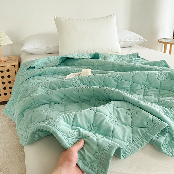 91家纺网 家纺一手货源 找家纺 梓依家纺 2025新款亲肤舒适水洗棉夏被 水洗棉-绿