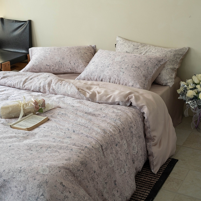 91家纺网 家纺一手货源 找家纺 禾时 2025新款60S兰精天丝数码印花四件套进口莱赛尔床品套件 安夏-粉