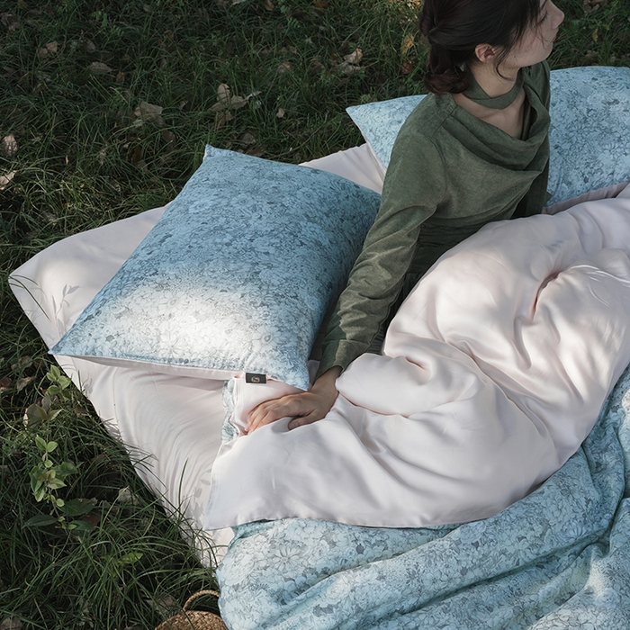 91家纺网 家纺一手货源 找家纺 禾时 2025新款60S兰精天丝数码印花四件套进口莱赛尔床品套件 安夏-绿