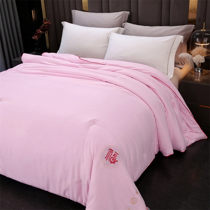 91家纺网 家纺一手货源 找家纺 芭芭棉家纺 2025春夏新款全棉纯棉百福被被子被芯 百福刺绣-粉