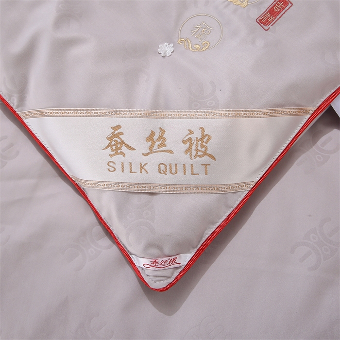 91家纺网 家纺一手货源 找家纺 芭芭棉家纺 2025春夏新款全棉纯棉百福被被子被芯 百福刺绣-灰