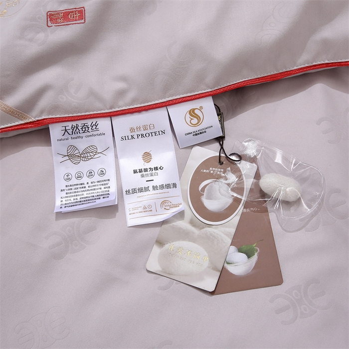 91家纺网 家纺一手货源 找家纺 芭芭棉家纺 2025春夏新款全棉纯棉百福被被子被芯 百福刺绣-灰